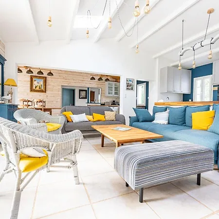Maison Spacieuse Pres De La Pour 10 Personnes - Fr-1-835-2 Holiday home La Couarde-sur-Mer