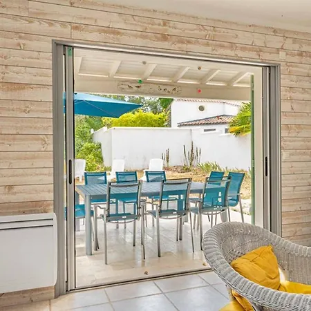 Maison Spacieuse Pres De La Pour 10 Personnes - Fr-1-835-2 * 라쿠르드쉬르메르